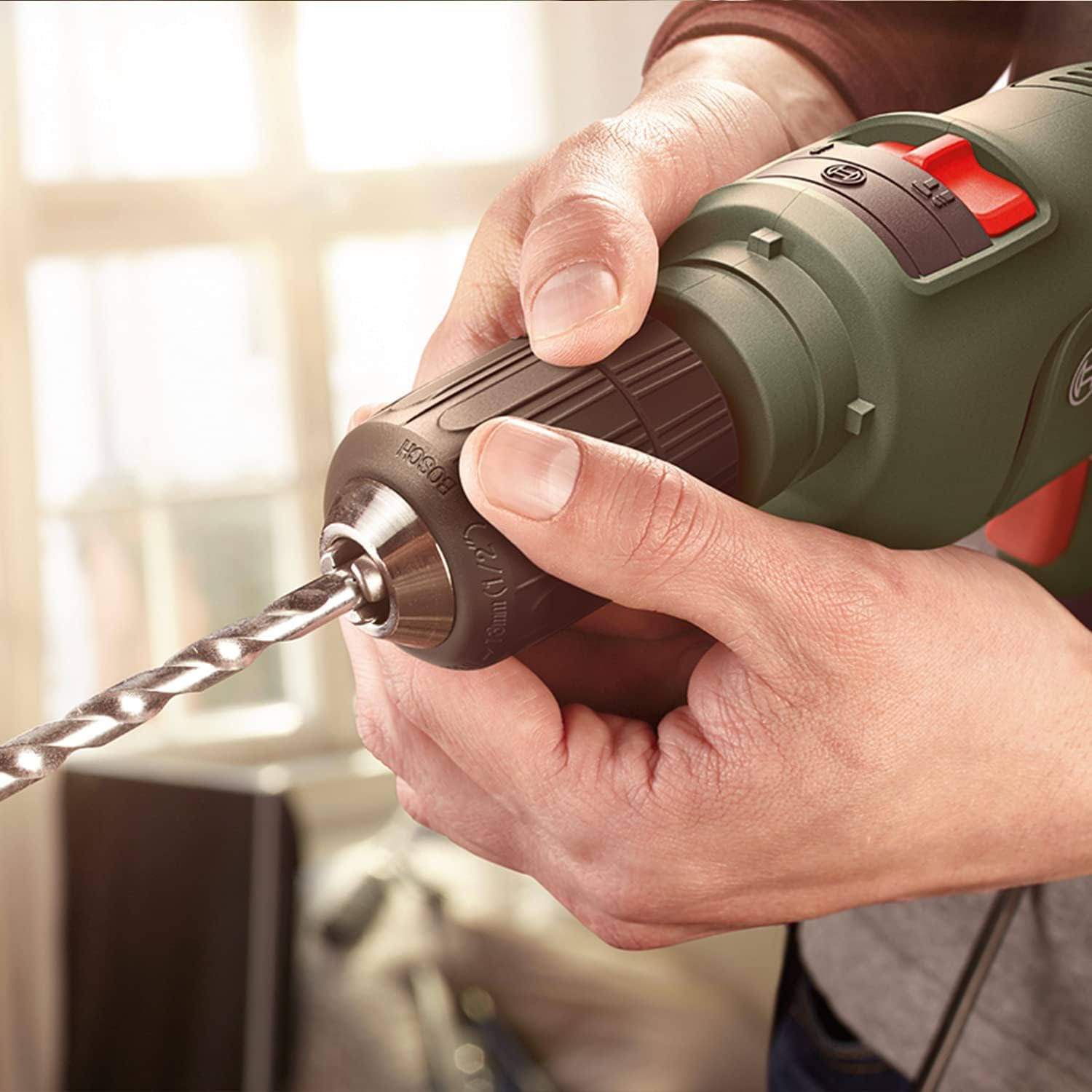Bosch EasyImpact 600 Electric Hammer Drill, 600W, 1/2 Inch Chuck, Compact & Lightweight Design, Carry Case Included, Green