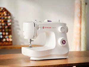 Singer M2505 Sewing Machine, 23 Built-In Stitches, 4-Step Buttonhole, Free Arm Design, Lightweight & Portable, White